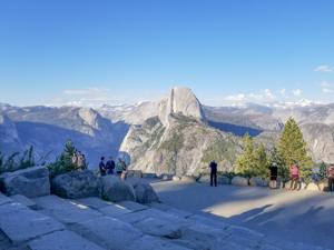 A panoramic view from Glacier Point